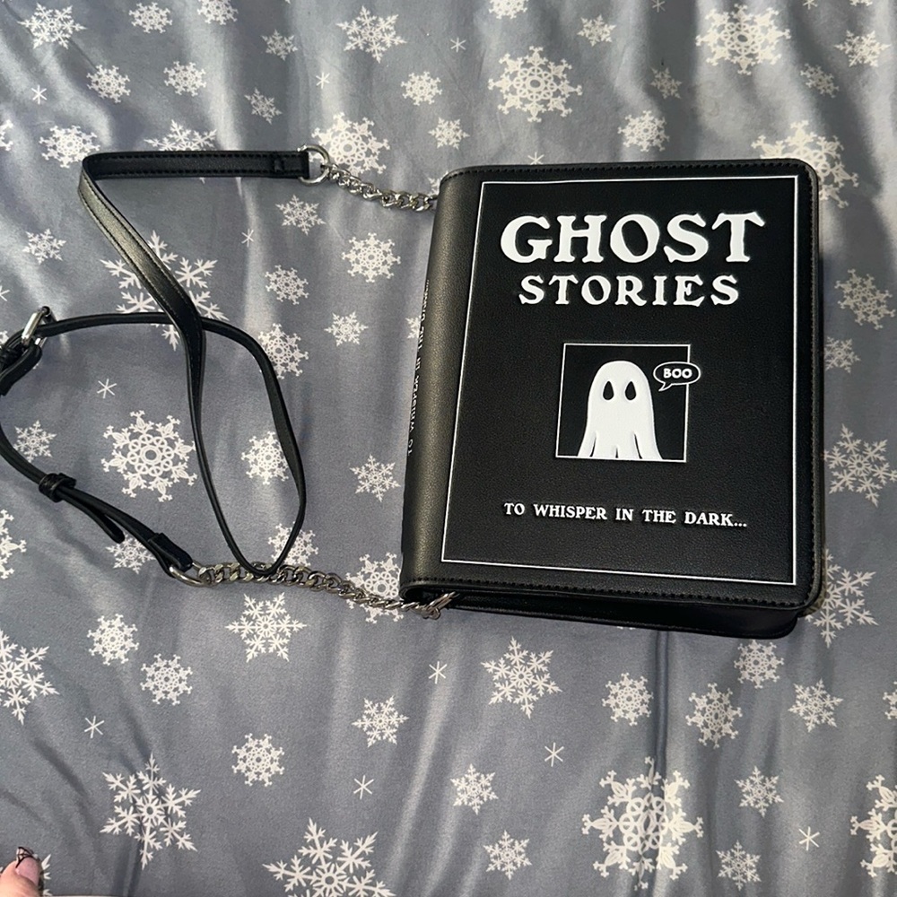 Halloween ghost stories book purse ๐ป๐ป๐ป๐ป๐๐ - Picture 1 of 6